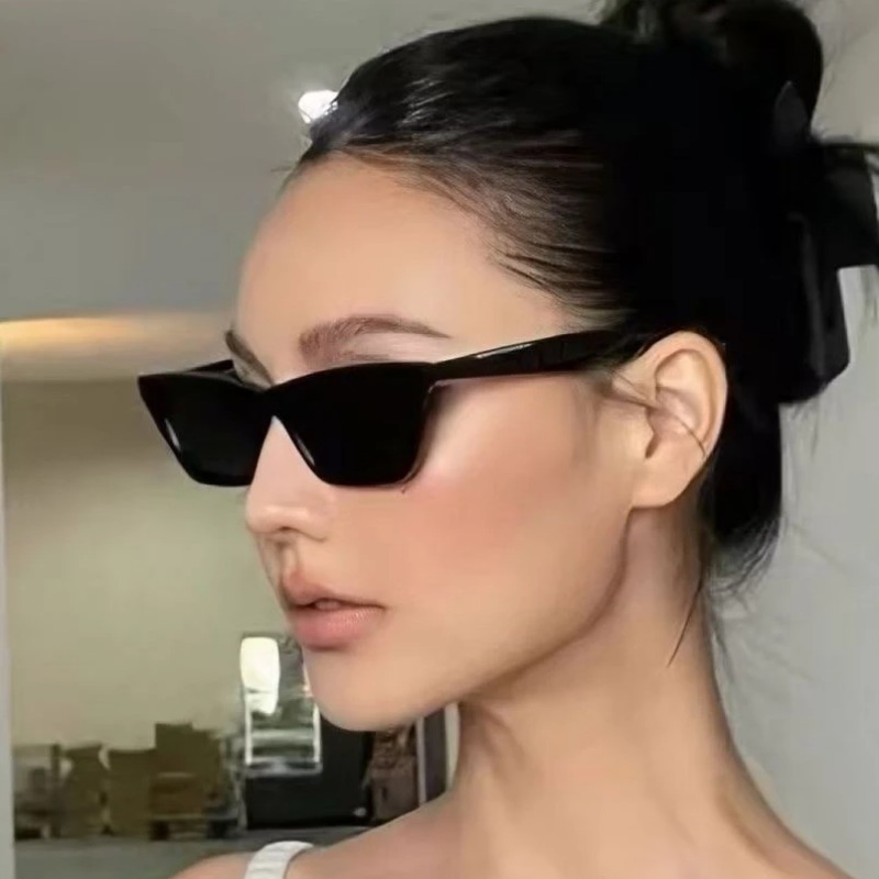 Luxe Cat Eye Zwarte Zonnebril  - Sunglasses Cat Eye recensie en prijs
